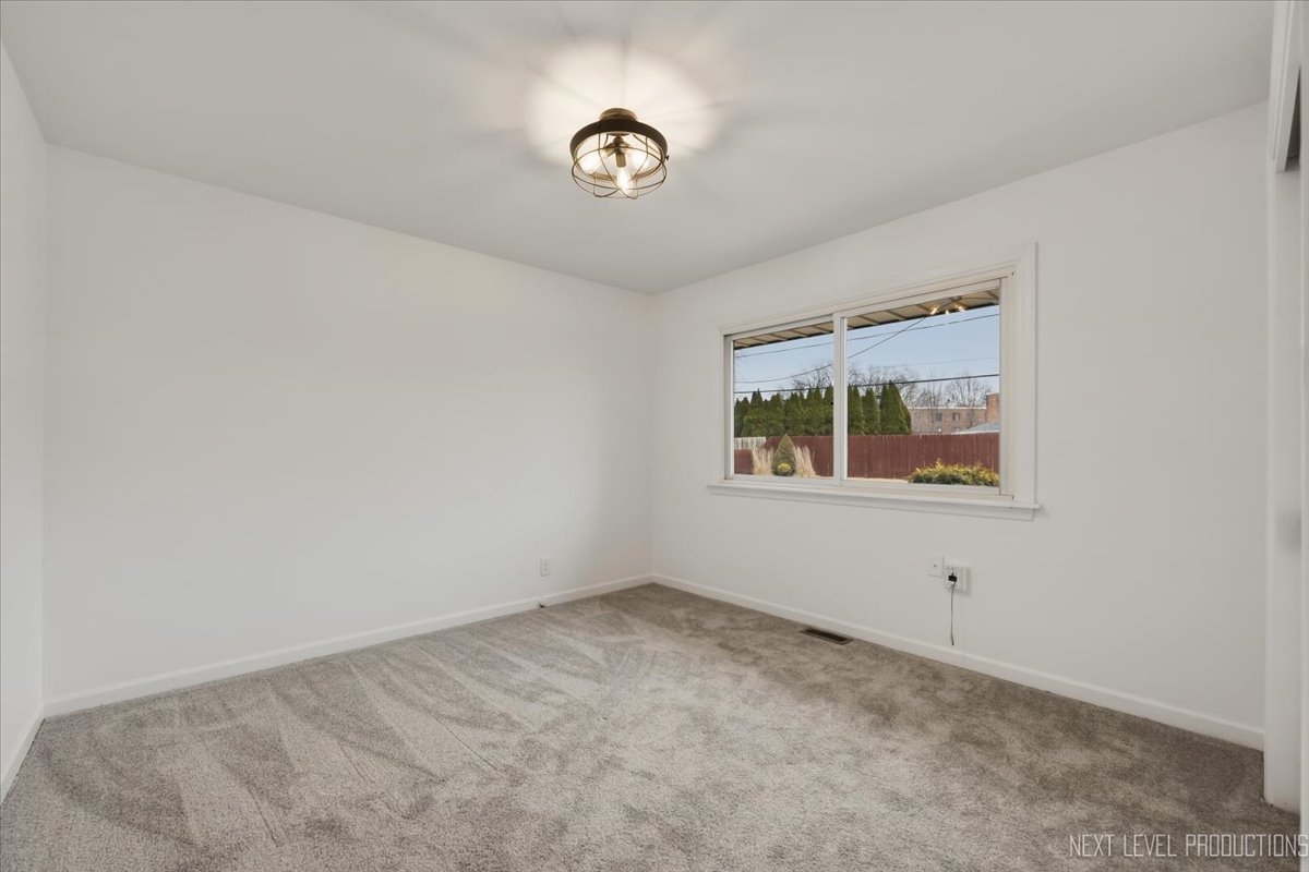 123 North Rosedale Avenue Aurora, IL 60506 - Photo 13 of 23