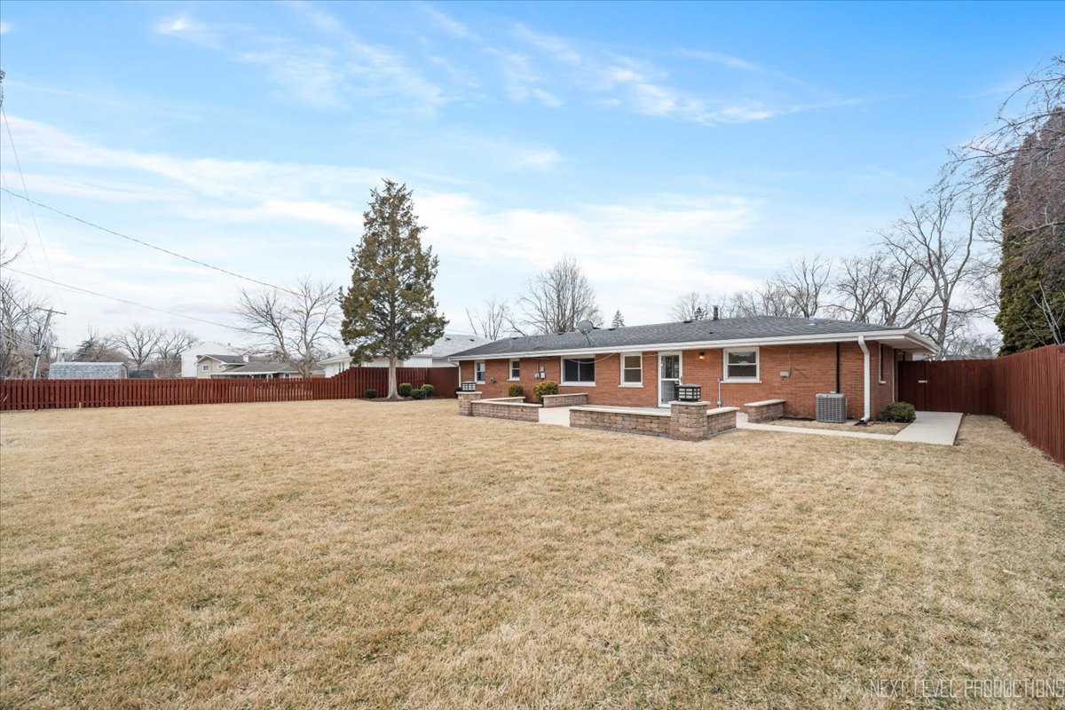 123 North Rosedale Avenue Aurora, IL 60506 - Photo 22 of 23