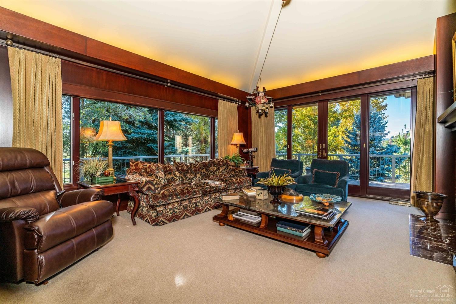 17997 North Course Lane Sunriver, OR 97707 - Photo 9 of 25 Additional Photo