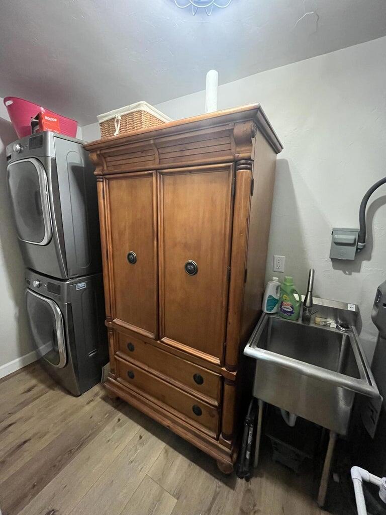 200 Lancaster Street Boca Raton, FL 33487 - Photo 39 of 43 a room with storage and utility