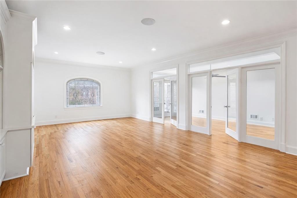 3685 Peachtree Road Northeast, Unit 10 Atlanta, GA 30319 - Photo 11 of 44