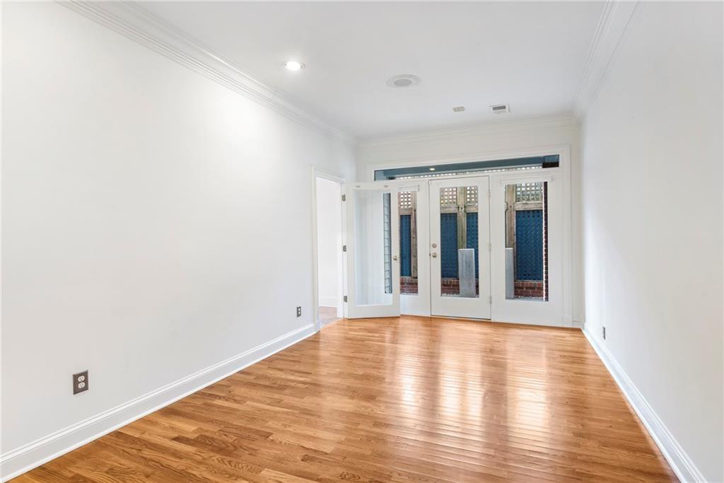 3685 Peachtree Road Northeast, Unit 10 Atlanta, GA 30319 - Photo 40 of 44