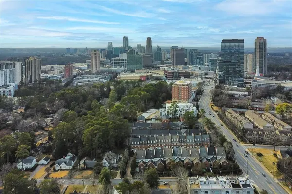 $785,000 | 3685 Peachtree Road Northeast, Unit 10, Atlanta, GA 30319