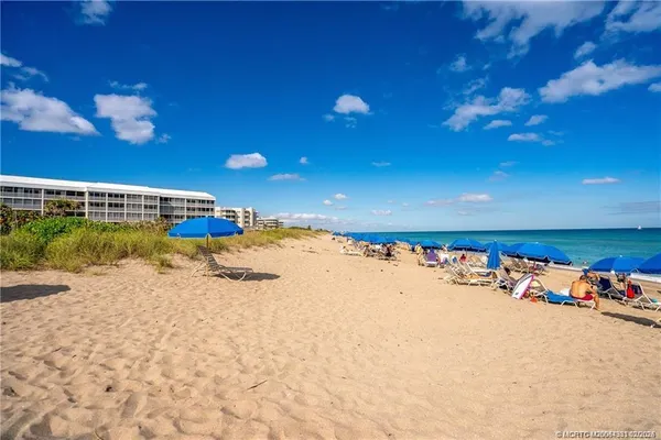 $6,000 | 5602 Northeast Gulfstream Way, Jensen Beach, FL 34957