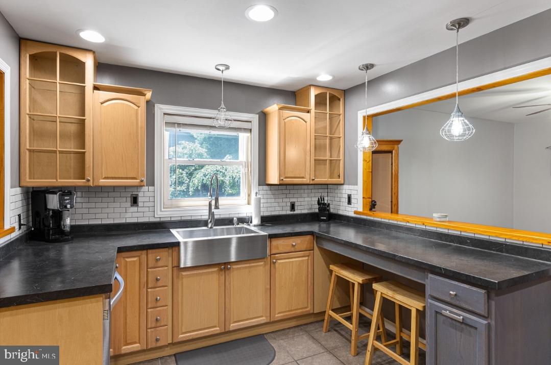 144 Cedar Street Hammonton, NJ 08037 - Photo 13 of 40