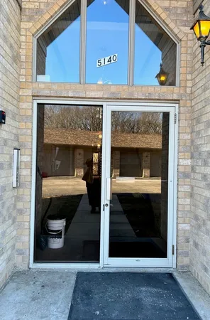 $1,900 | 5140 Shadow Creek Drive, Unit 12, Oak Forest, IL 60452
