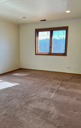 $1,900 | 5140 Shadow Creek Drive, Unit 12, Oak Forest, IL 60452