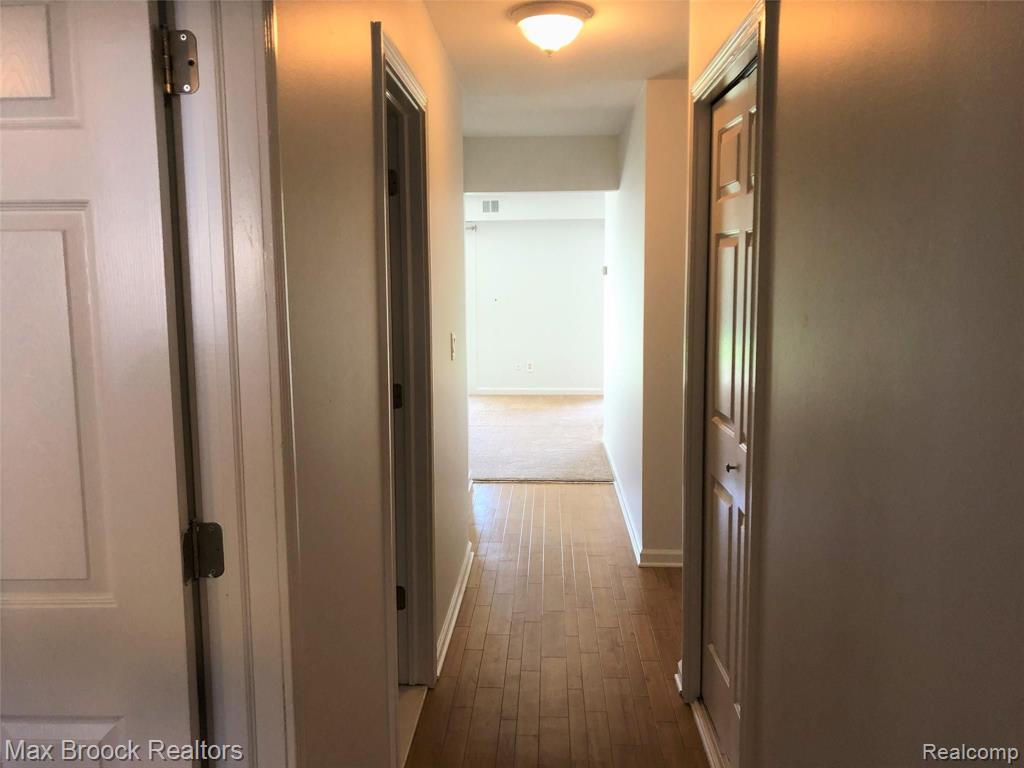 1673 Riverside Drive, Unit 1 Rochester Hills, MI 48309 - Photo 20 of 42