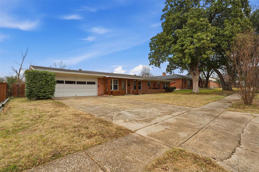 525 West Ridgewood Drive Garland, TX 75041 - Photo 23 of 39