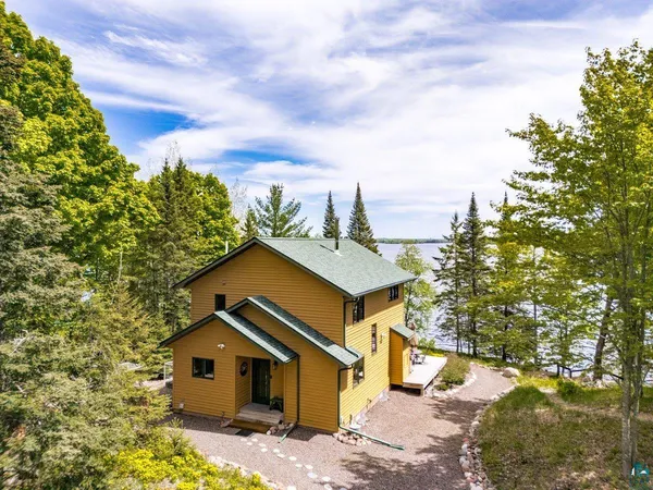 $924,900 | 6944 Bear Island Road, Duluth, MN 55803