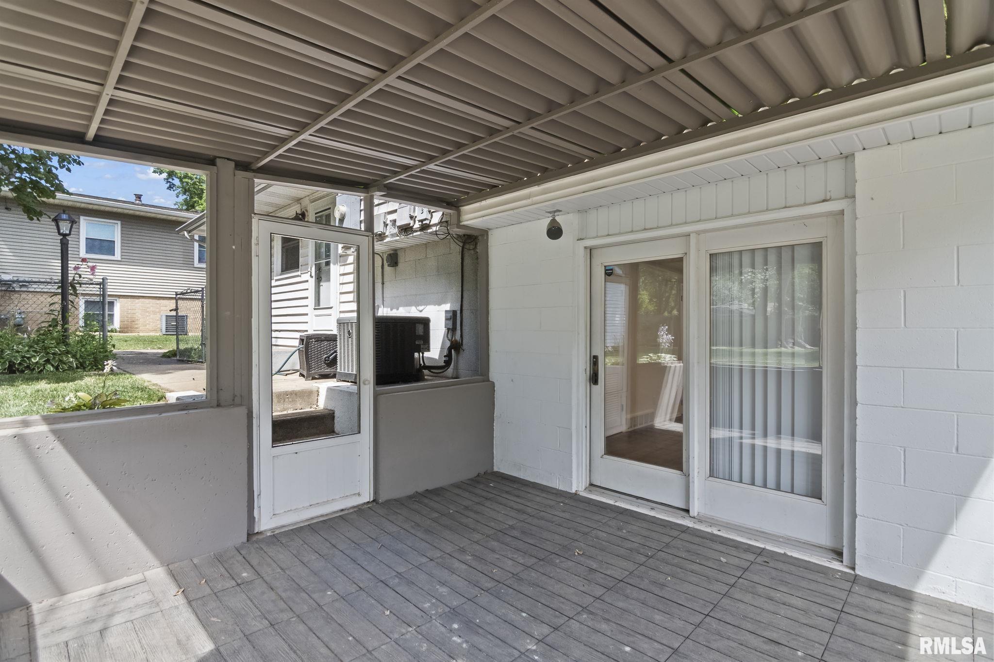 520 Witherspoon Drive Springfield, IL 62704 - Photo 33 of 39 Gallery Image 33