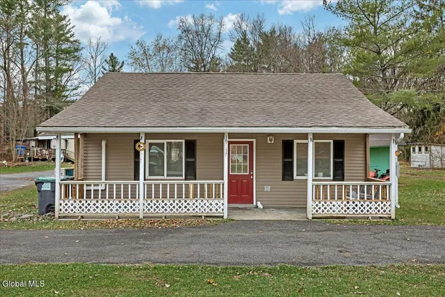 $215,000 | 9057 Highway 32, Cairo, NY 12431