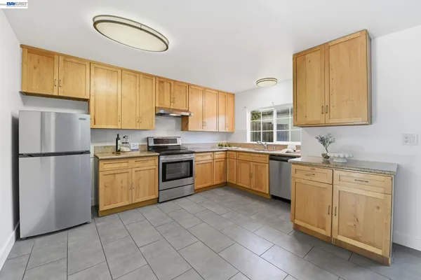 $774,500 | 4336 Planet Circle, Union City, CA 94587