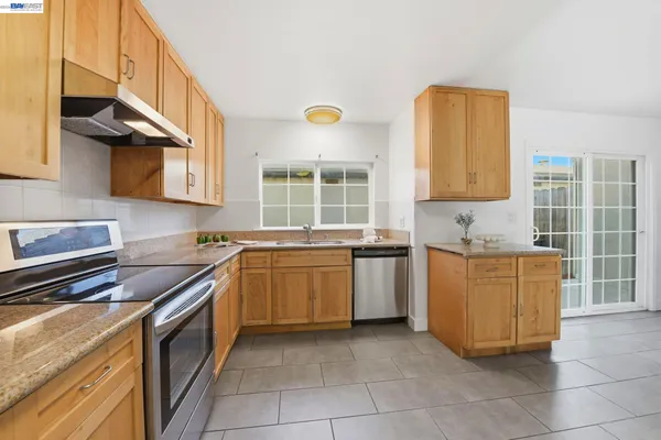 $774,500 | 4336 Planet Circle, Union City, CA 94587