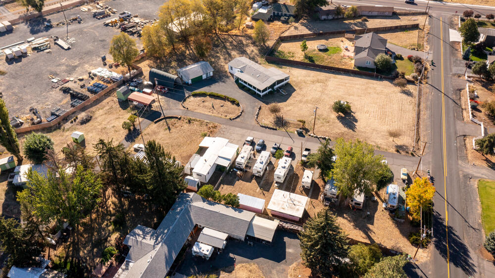 7550 Booth Road Klamath Falls, OR 97603 - Photo 76 of 85 7550+7600BoothRd.-76