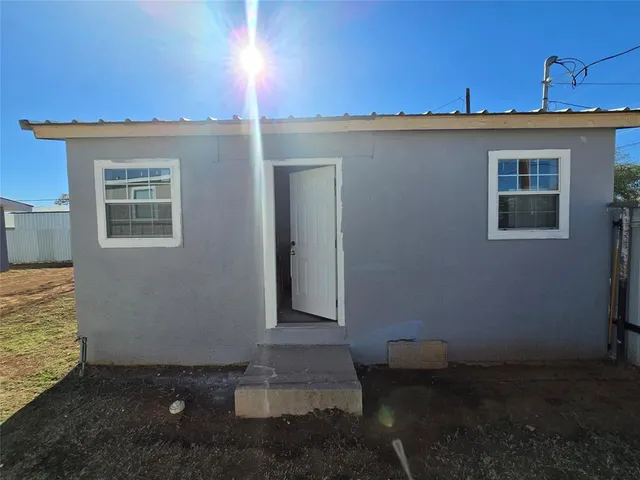 $155,000 | 309 Northeast 4th Street, Andrews, TX 79714