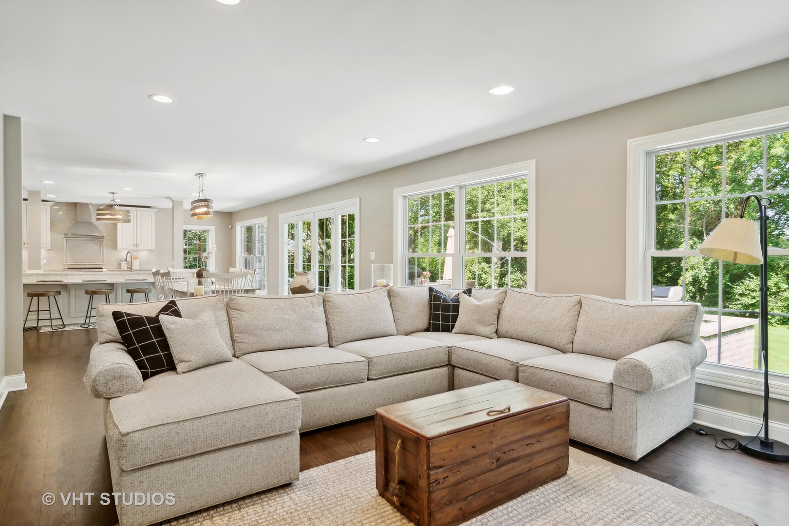 1603 Appleby Road Inverness, IL 60067 - Photo 14 of 44