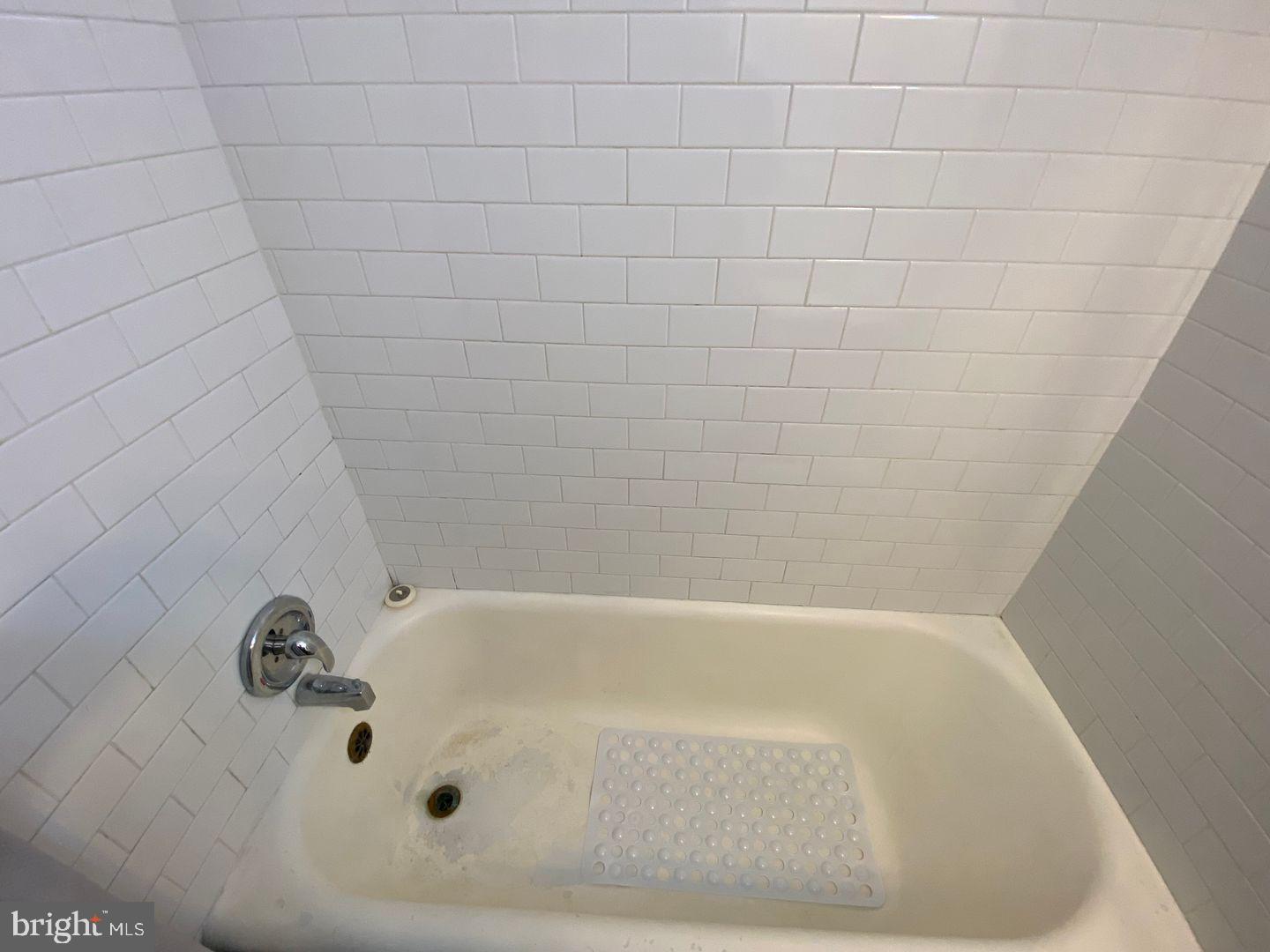 1324 Locust Street, Unit 1111 Philadelphia, PA 19107 - Photo 11 of 11