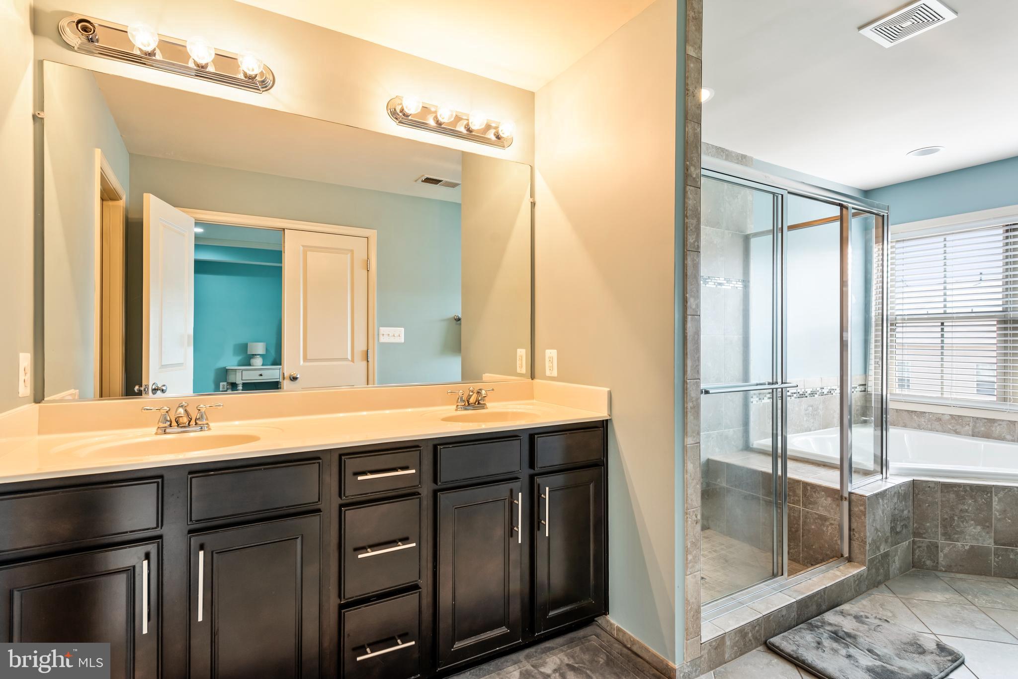 23638 Sailfish Square Brambleton, VA 20148 - Photo 23 of 50