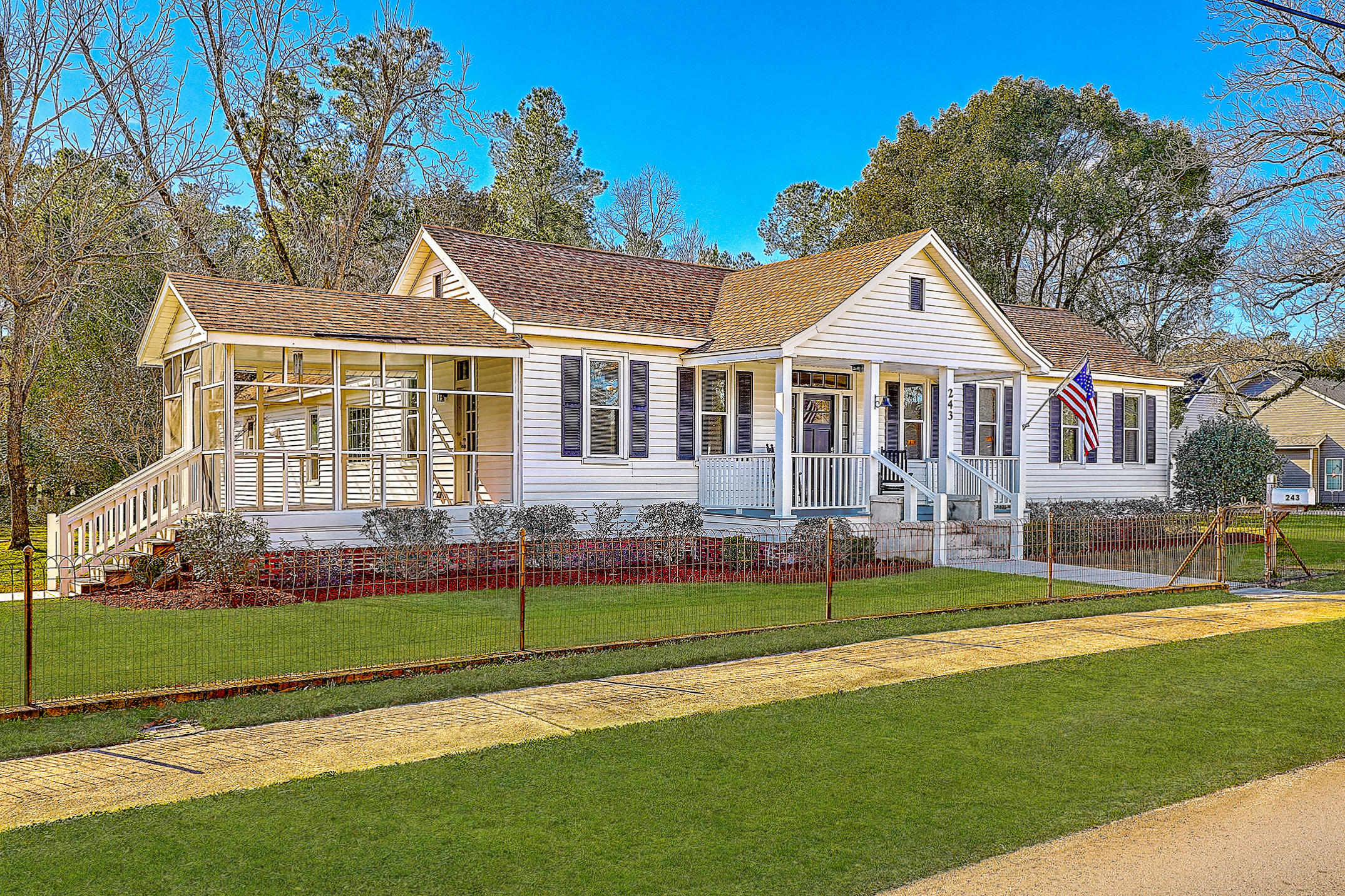 243 South Main Street Ridgeville, SC 29472 - Photo 1 of 47 1R3A3143_4_5_6_7_8_9