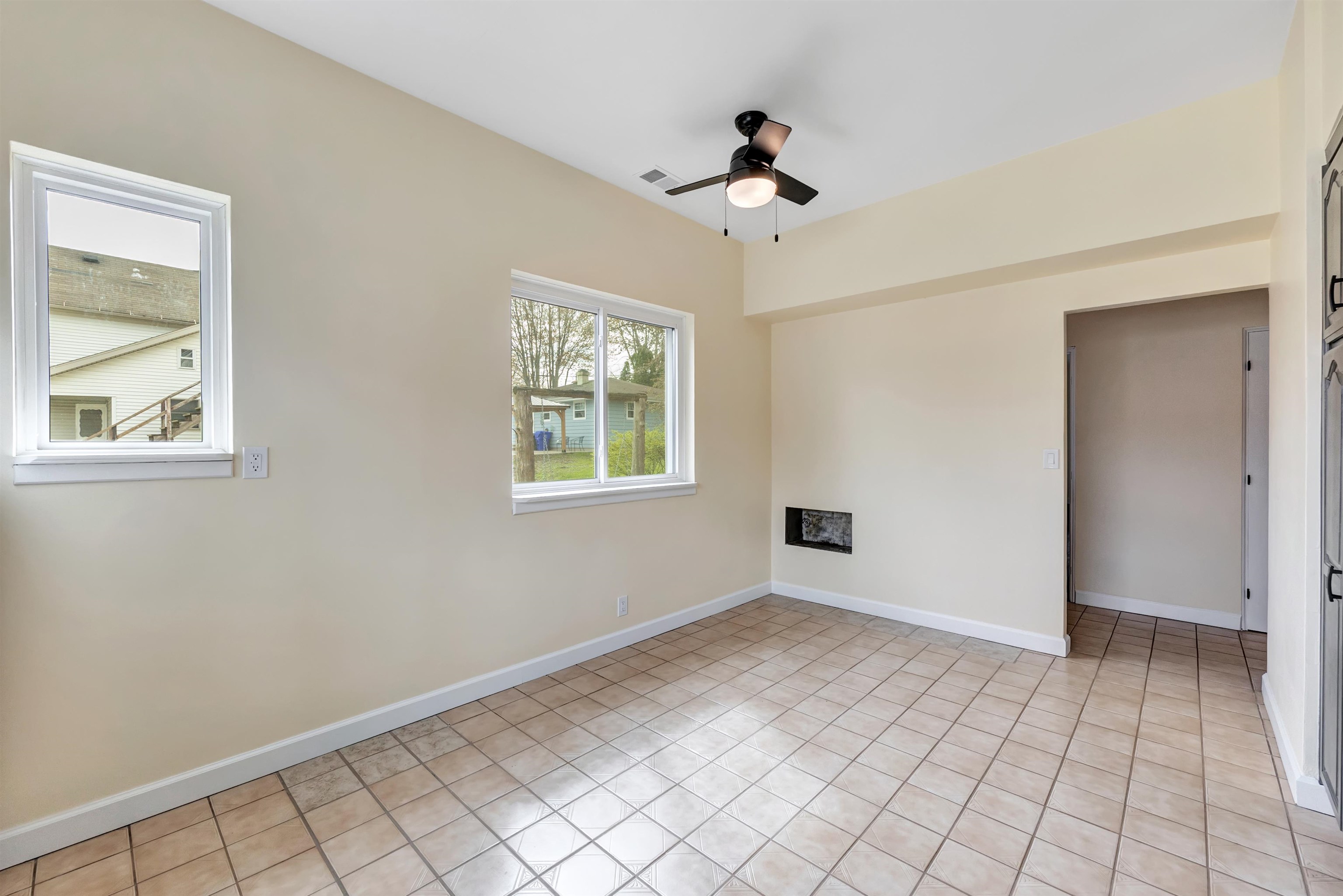 715 West 5th Street Appleton, WI 54914 - Photo 13 of 41