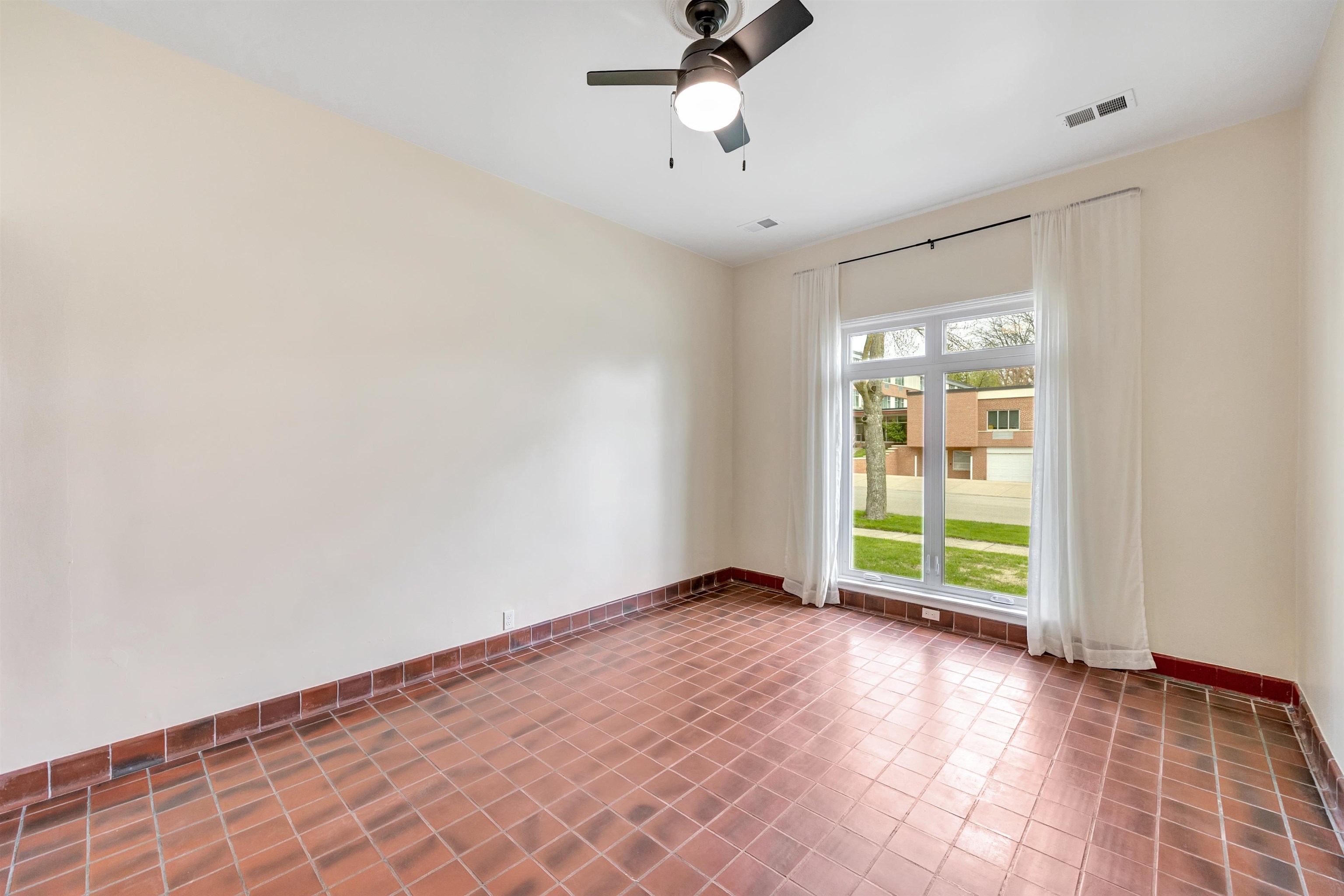 715 West 5th Street Appleton, WI 54914 - Photo 19 of 41