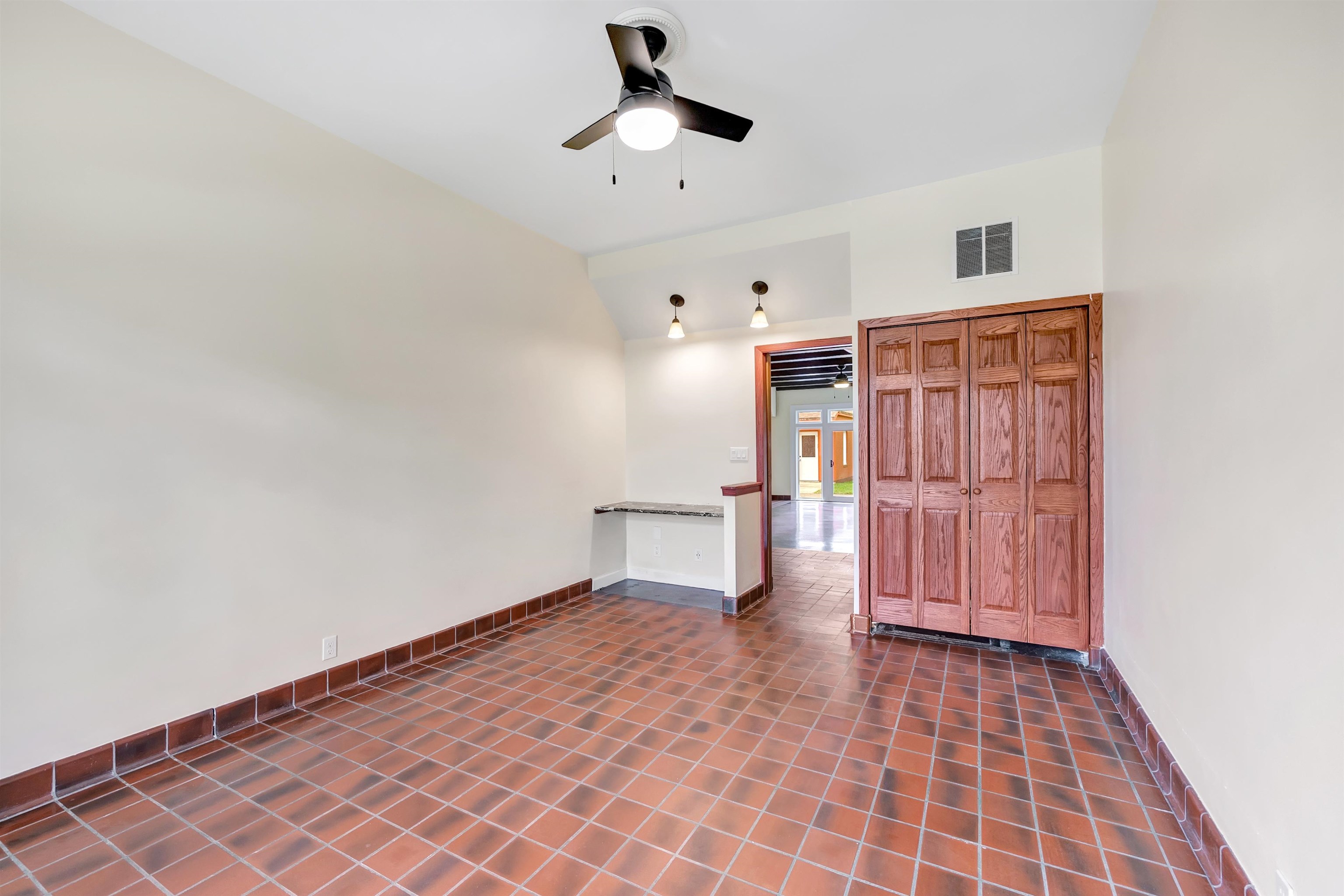 715 West 5th Street Appleton, WI 54914 - Photo 20 of 41