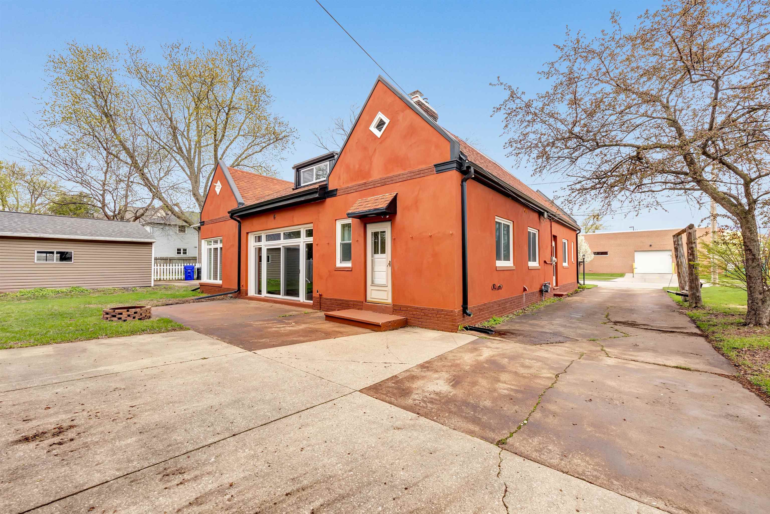 715 West 5th Street Appleton, WI 54914 - Photo 35 of 41