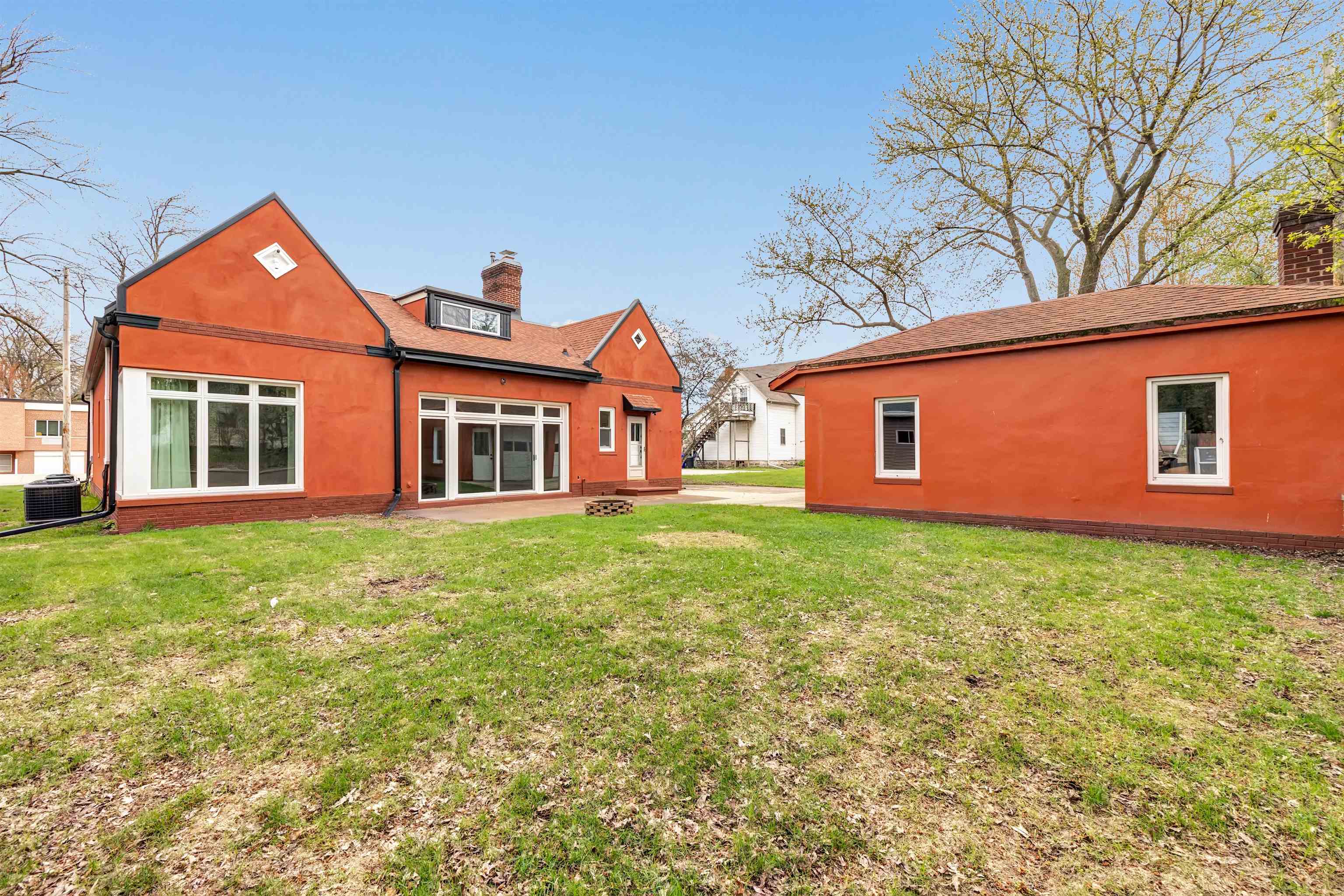 715 West 5th Street Appleton, WI 54914 - Photo 37 of 41