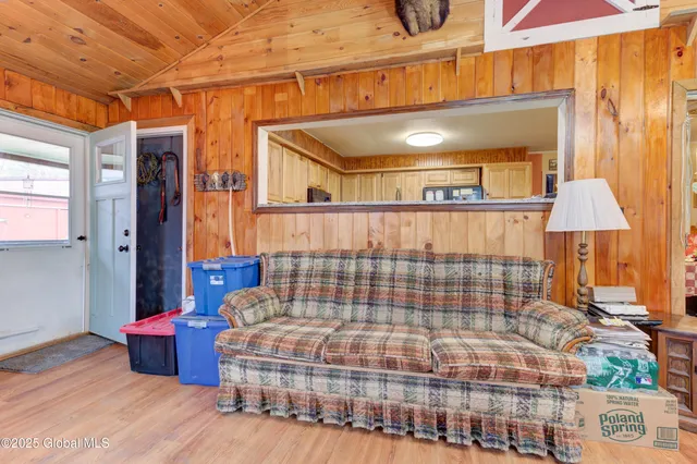 $399,900 | 589 Anderson Road, Root, NY 12072