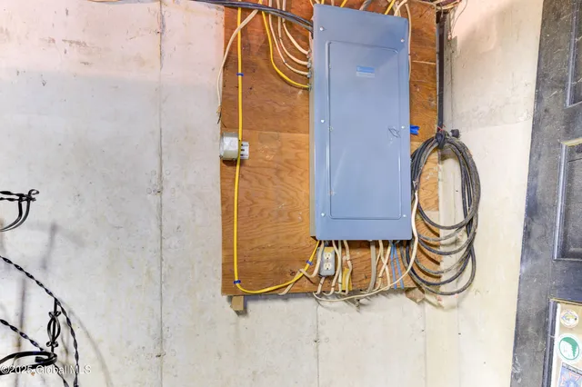 $399,900 | 589 Anderson Road, Root, NY 12072