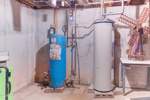 $399,900 | 589 Anderson Road, Root, NY 12072