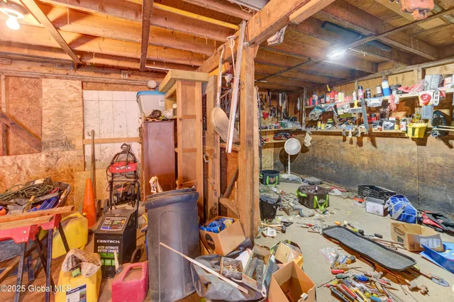 $399,900 | 589 Anderson Road, Root, NY 12072