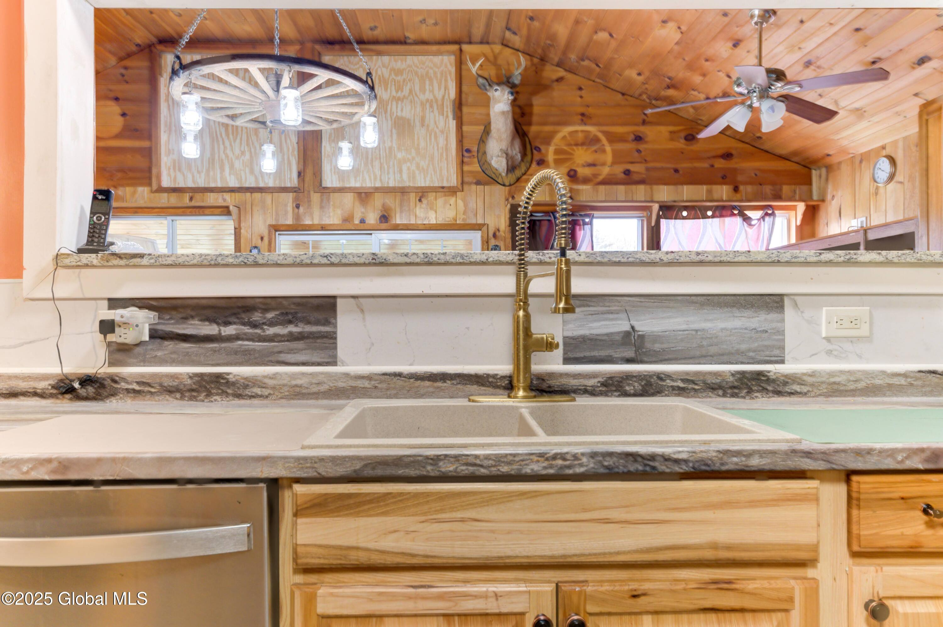 589 Anderson Road Root, NY 12072 - Photo 4 of 49 14-589 Anderson