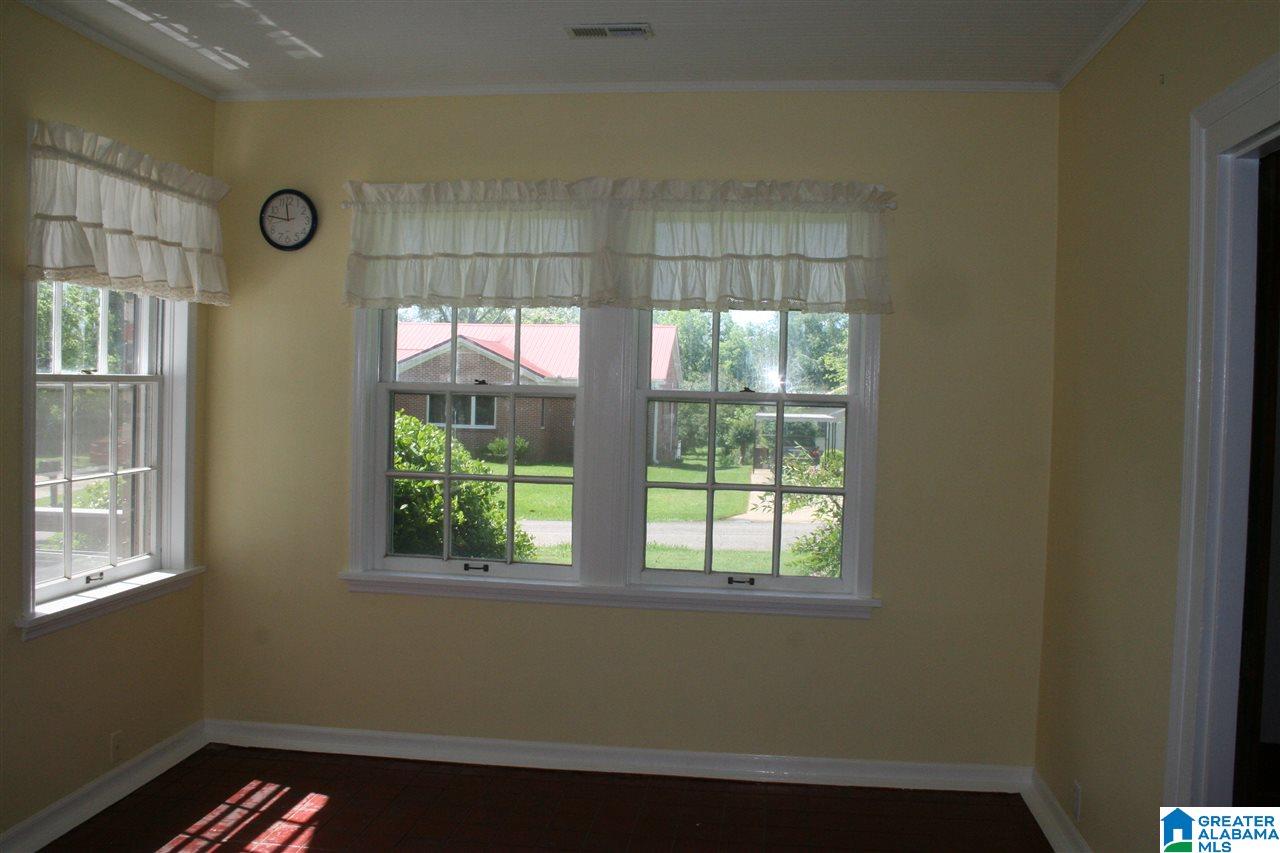 232 West College Street Lineville, AL 36266 - Photo 3 of 25