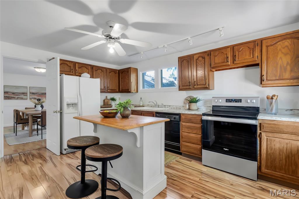 7572 Hiawatha Avenue Richmond Heights, MO 63117 - Photo 8 of 28