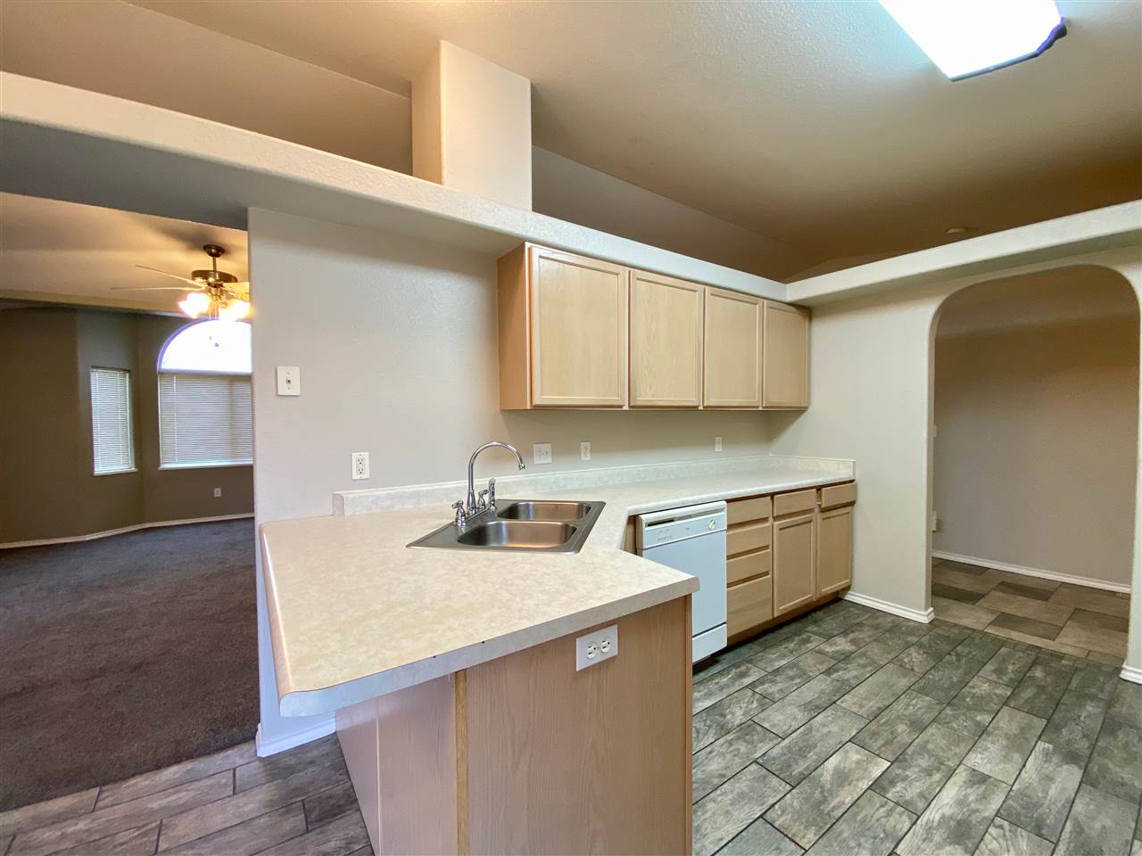 489 Ridge Lane Grand Junction, CO 81504 - Photo 11 of 24 Gallery Image 11