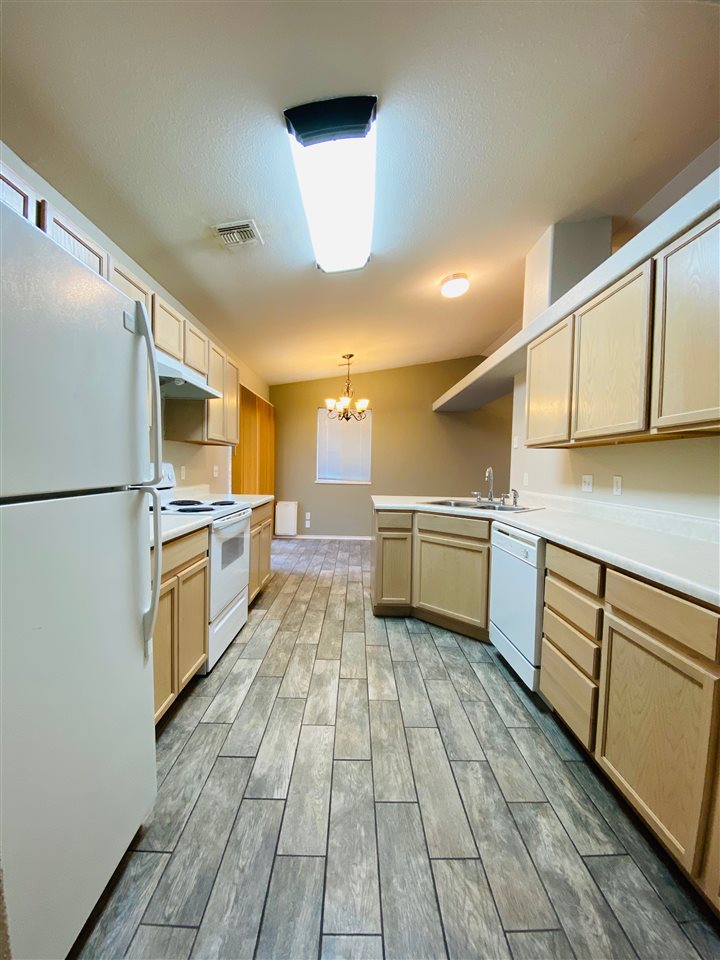 489 Ridge Lane Grand Junction, CO 81504 - Photo 15 of 24 Gallery Image 15