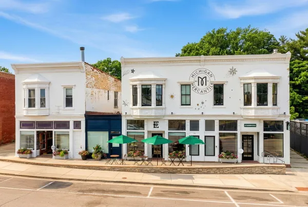 $499,900 | 321 South Taylor Street, New Buffalo, MI 49117