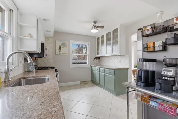 $499,900 | 321 South Taylor Street, New Buffalo, MI 49117