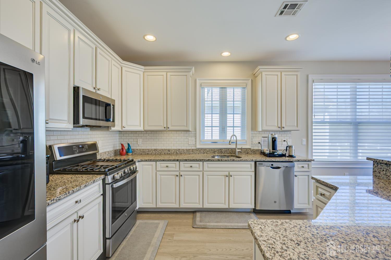 27 Potter Road Hillsborough, NJ 08844 - Photo 21 of 69