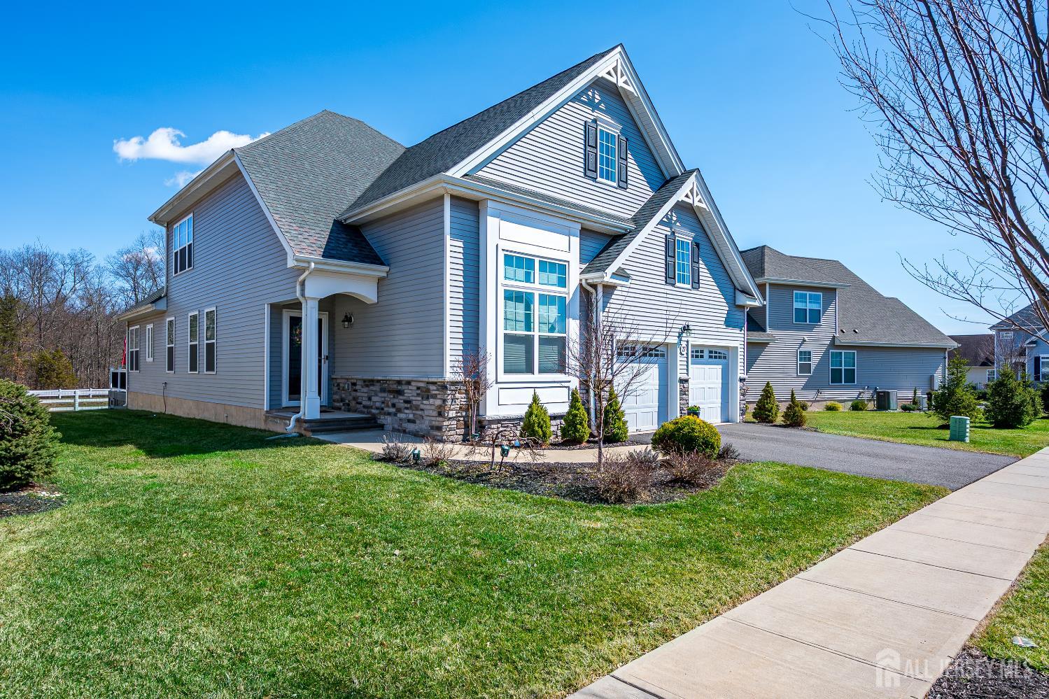 27 Potter Road Hillsborough, NJ 08844 - Photo 4 of 69