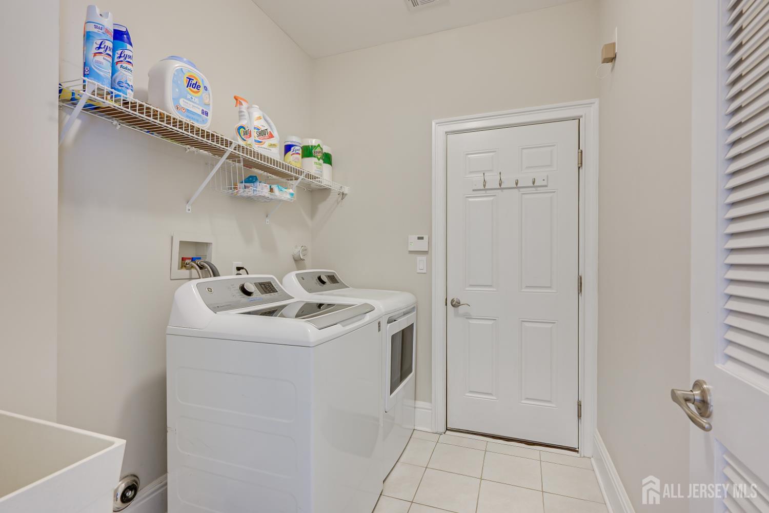 27 Potter Road Hillsborough, NJ 08844 - Photo 44 of 69