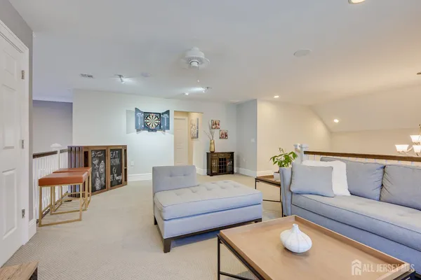$800,000 | 27 Potter Road, Hillsborough, NJ 08844