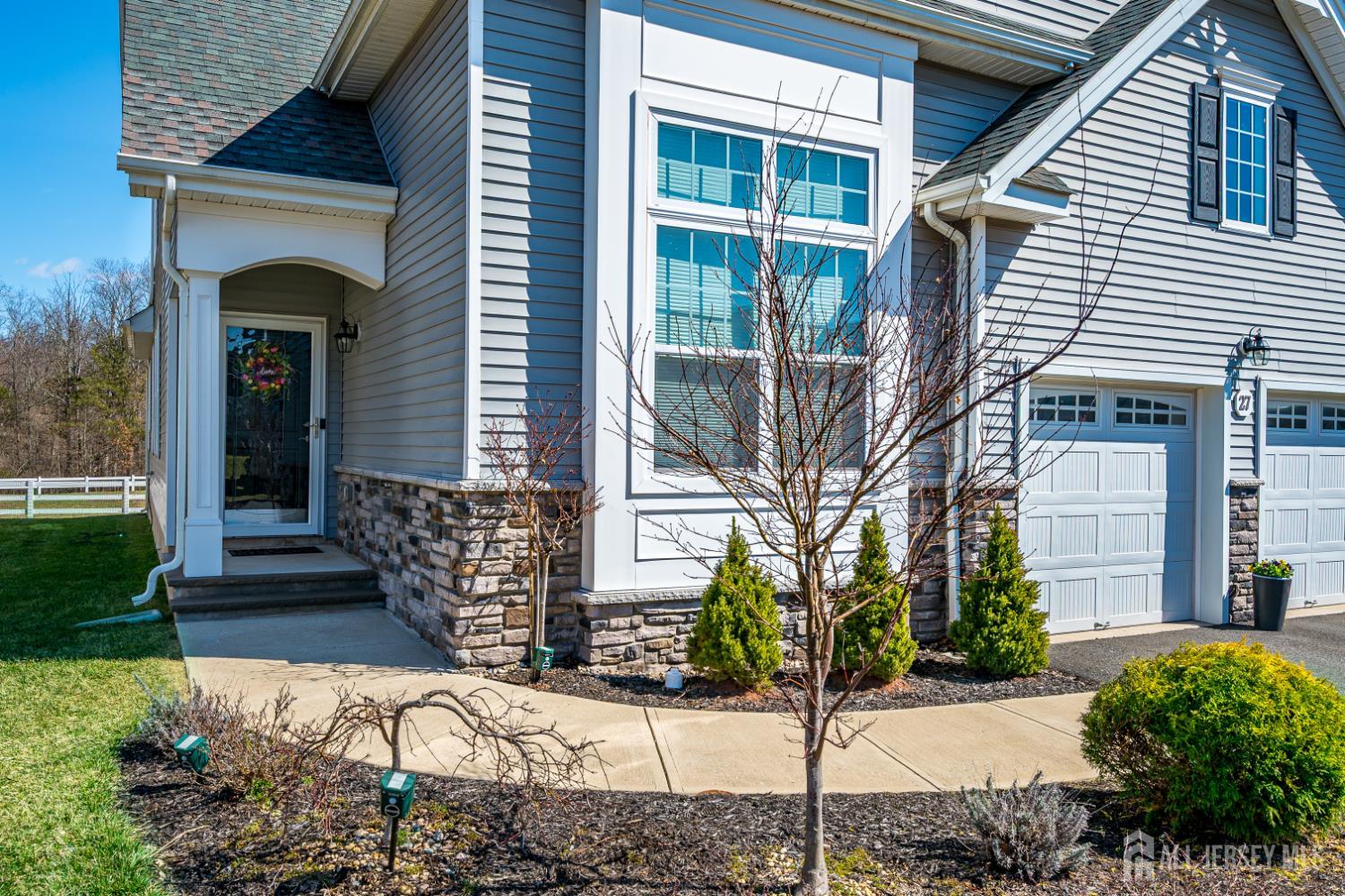 27 Potter Road Hillsborough, NJ 08844 - Photo 6 of 69