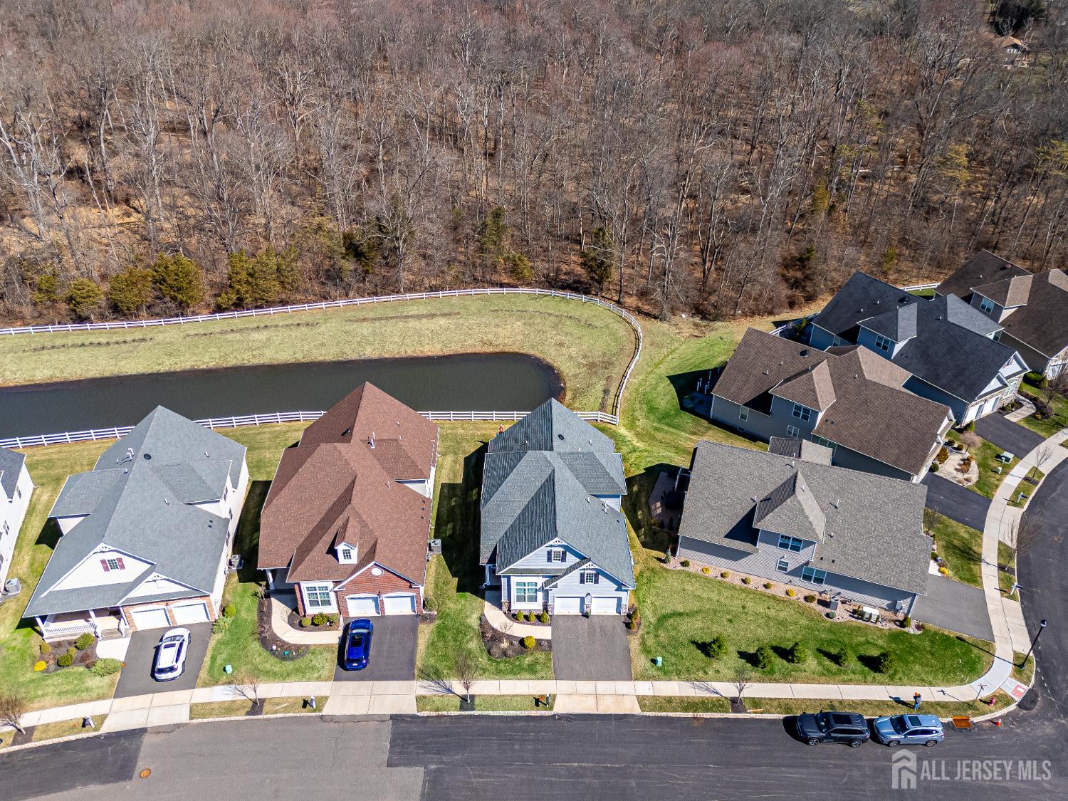 27 Potter Road Hillsborough, NJ 08844 - Photo 8 of 69