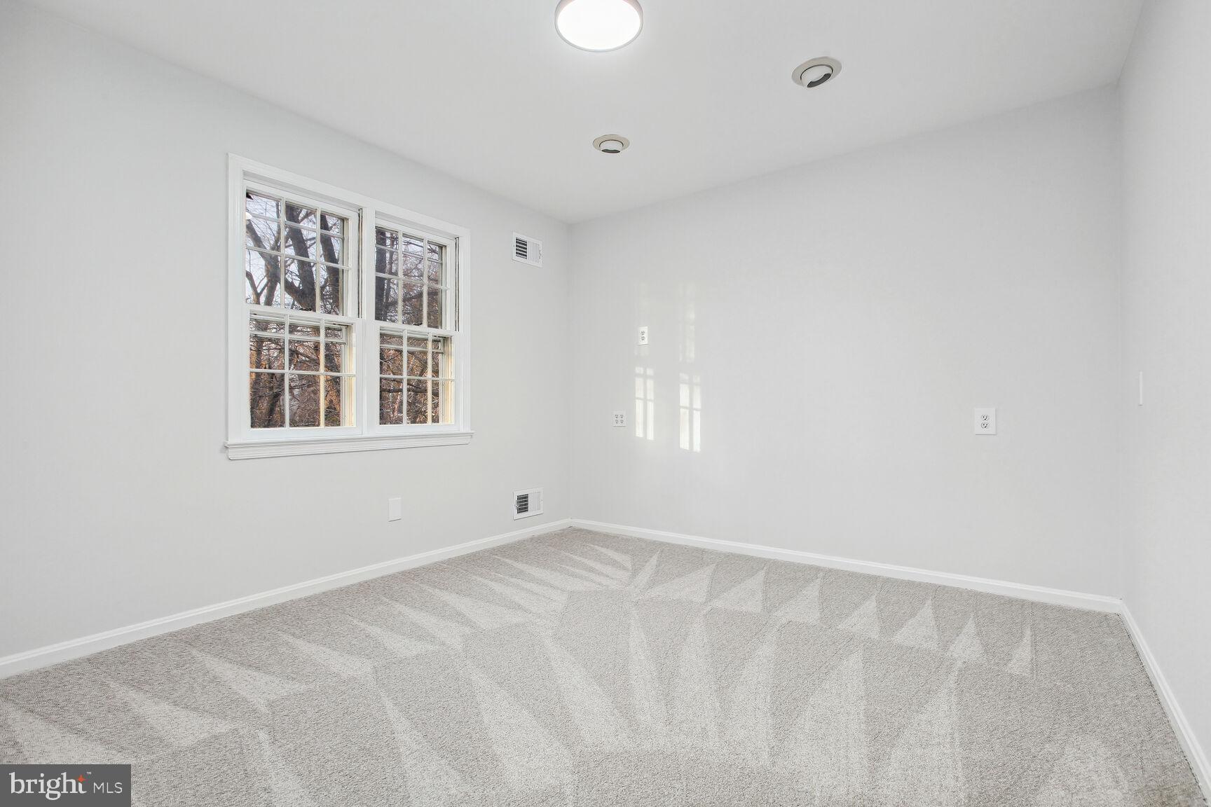 14612 Pebblestone Drive Silver Spring, MD 20905 - Photo 23 of 33