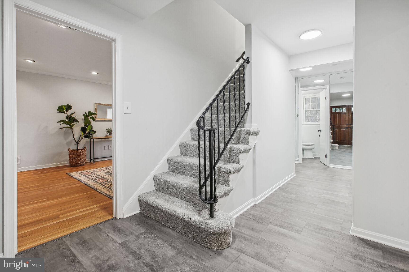 14612 Pebblestone Drive Silver Spring, MD 20905 - Photo 4 of 33