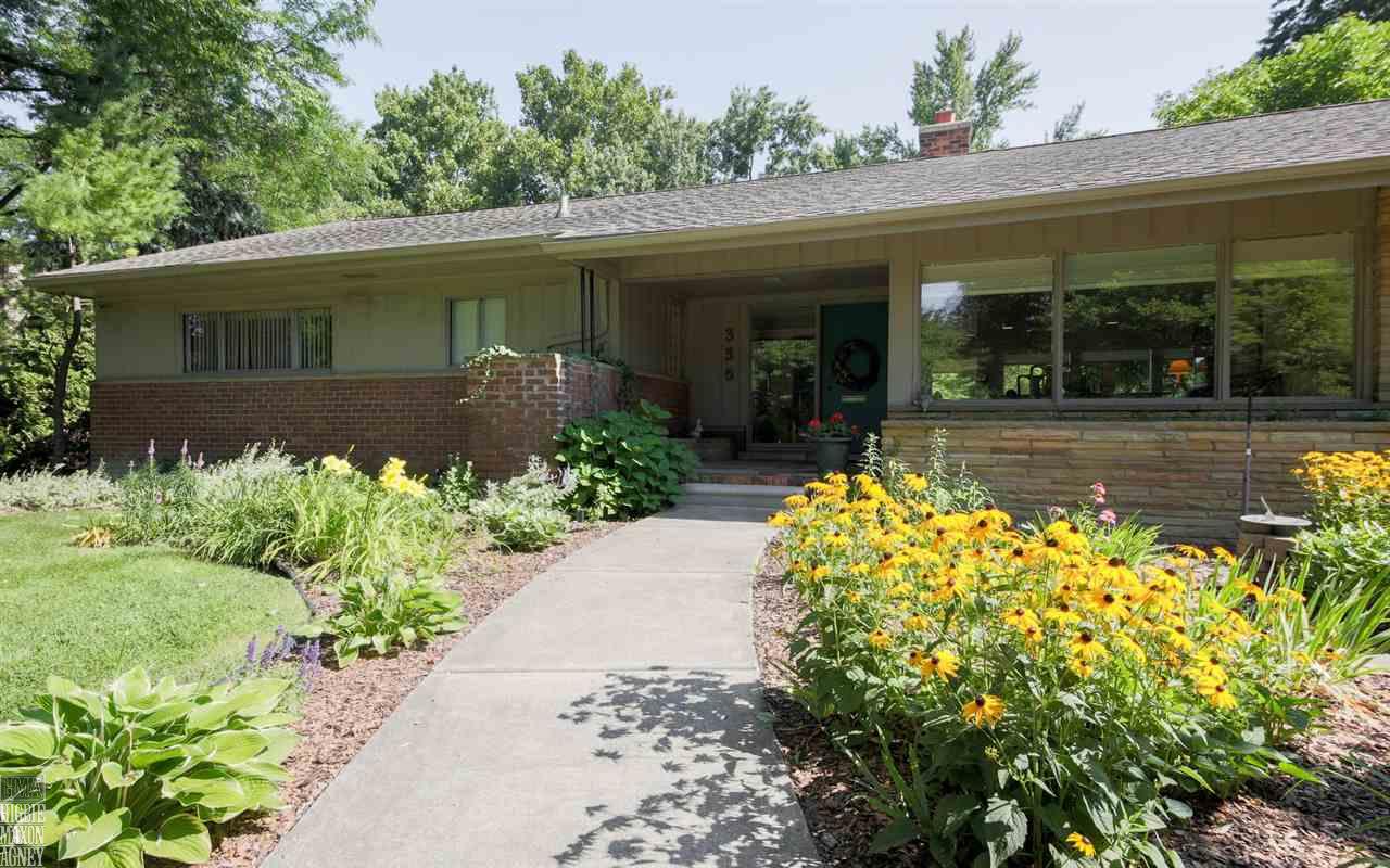 336 Moross Road Grosse Pointe Farms, MI 48236 - Photo 1 of 31