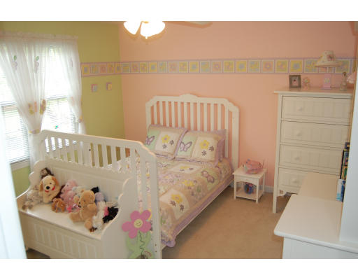 35 Field Pond Road Milford, MA 01757 - Photo 10 of 10 Gallery Image 10